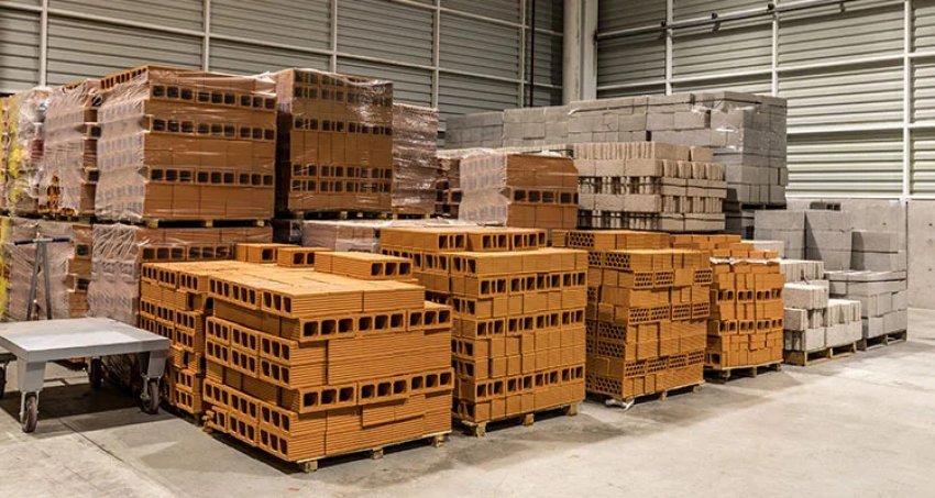 Az építőiparban 2026-ra egyértelműen felértékelődött a megbízható, hazai gyártói háttér szerepe. Az alapanyag-ellátás, az árstabilitás, a minőség és a szállítási határidők ma már legalább annyira stratégiai kérdések, mint maga a kivitelezés, éppen ezért egyre többen keresik azt,...