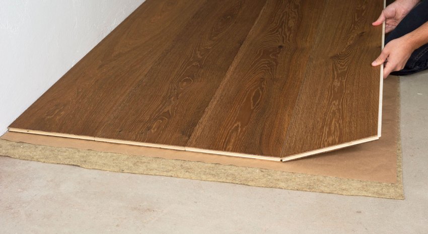 A lakóépületek komfortérzetét nemcsak a hőszigetelés vagy a korszerű gépészet határozza meg, hanem az akusztikai tulajdonságok is. A zajterhelés különösen társasházakban és többlakásos épületekben válik érzékeny k...