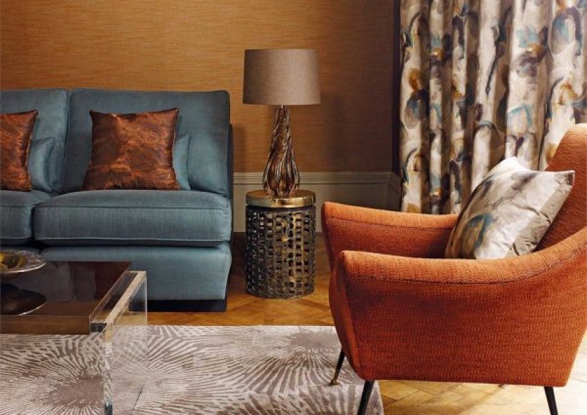 Az ősz beköszöntével a természet minden apró részlete átalakul: a levelek aranyba és vörösbe öltöznek, a nap sugarai szelídebbek lesznek, az esték pedig meghittebbé válnak. Ez a varázslatos átváltozás otthonodba is becsempészhető, ha ügyesen használod a s...